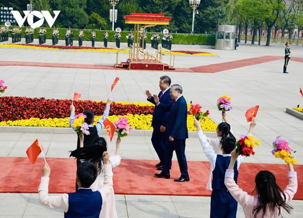 le don trong the tong bi thu, chu tich nuoc to lam tham cap nha nuoc den trung quoc hinh anh 8