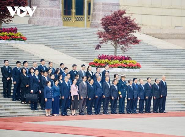 le don trong the tong bi thu, chu tich nuoc to lam tham cap nha nuoc den trung quoc hinh anh 11