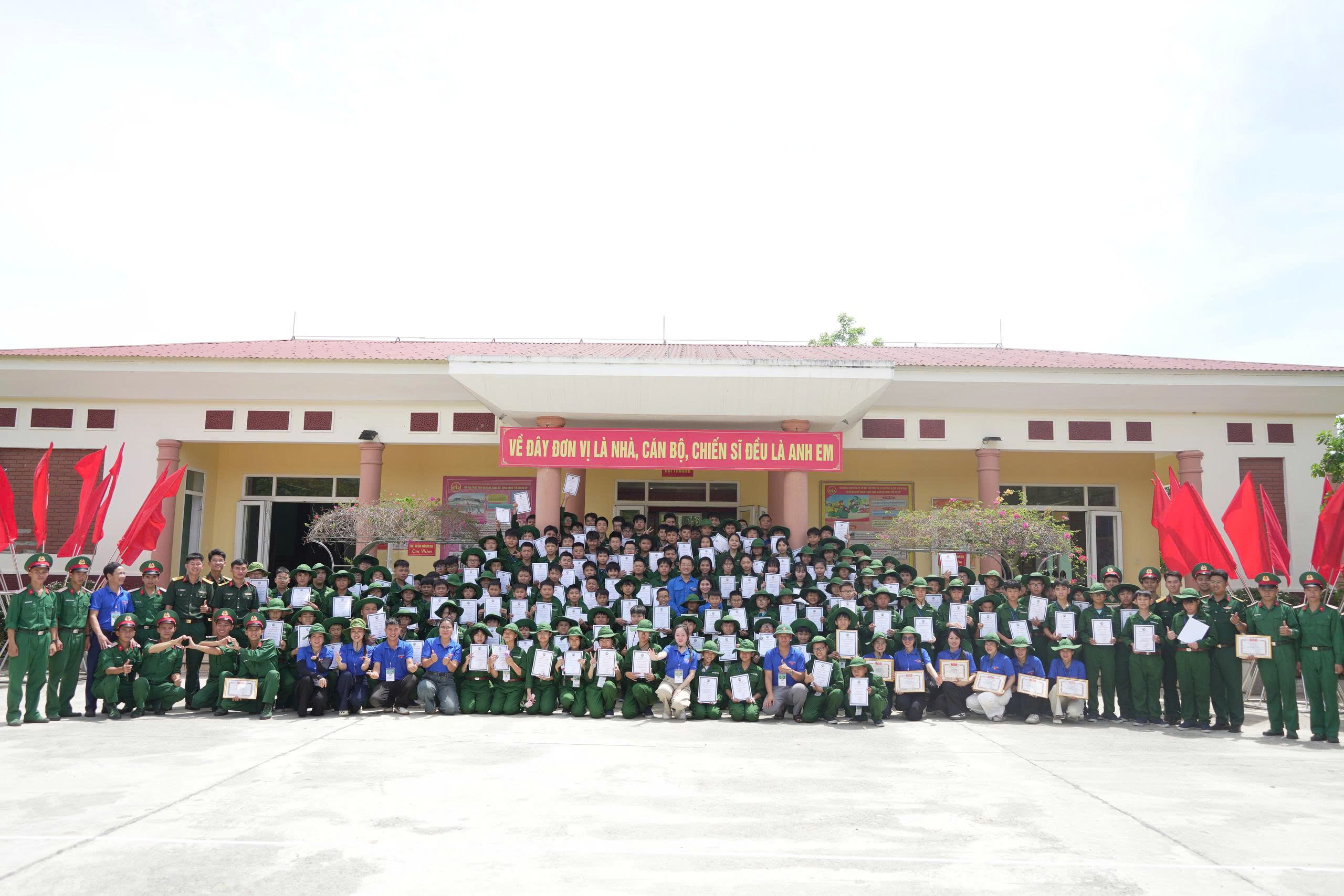 LỄ TỔNG KẾT VÀ XUẤT NGŨ CHƯƠNG TRÌNH “HỌC KỲ TRONG QUÂN ĐỘI” TỈNH QUẢNG TRỊ [KHÓA 1] NĂM 2026