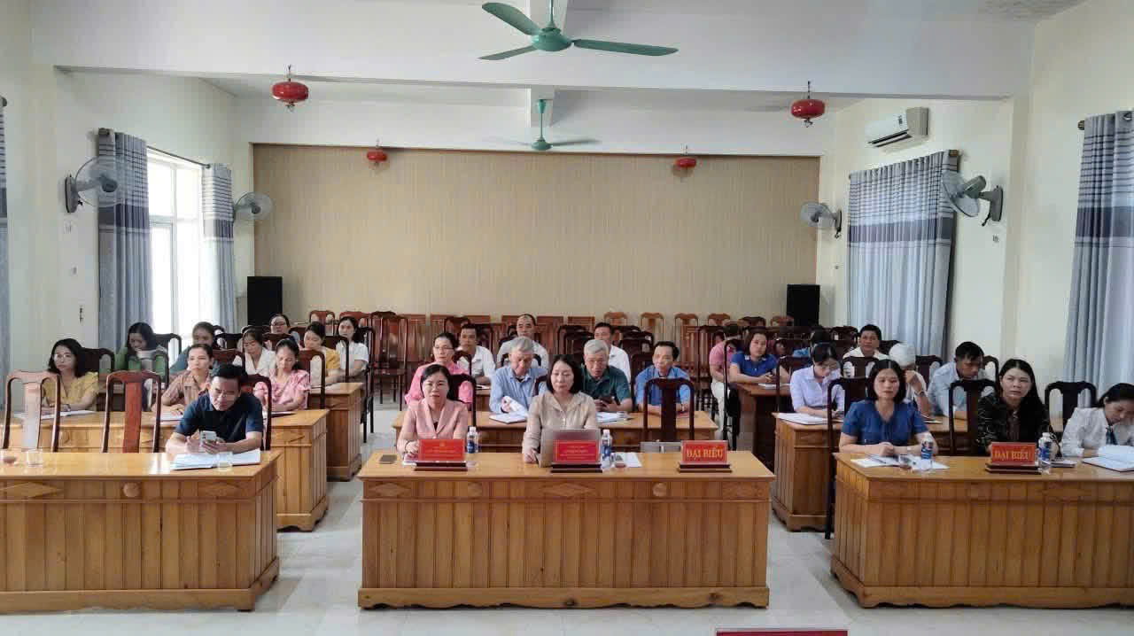 Quang cảnh toàn hội nghị