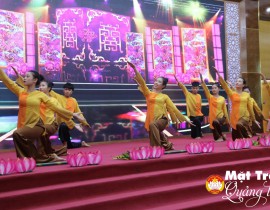 Văn nghệ chào mừng Hội nghị.